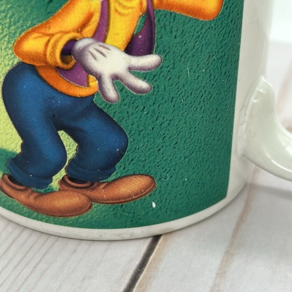 Disney Donald and Goofy Shadow Vintage Coffee Mug - Picture 5 of 8